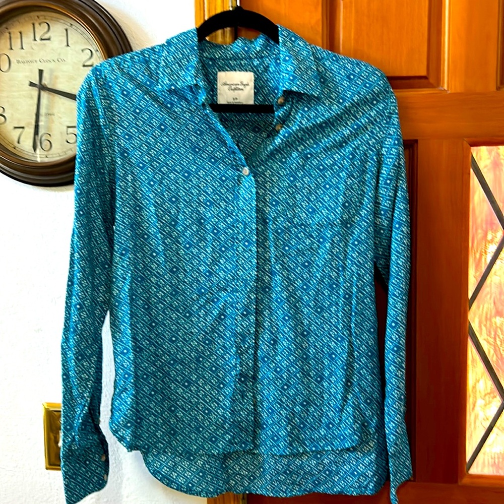 American Eagle Ikat Button down shirt